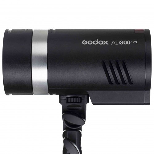 Godox AD300 Pro - FlashGear.net